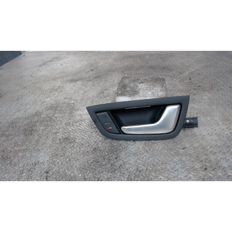 Poignee int porte ard Audi A8 D3 4.2 tdi quattro (2005-2005)
