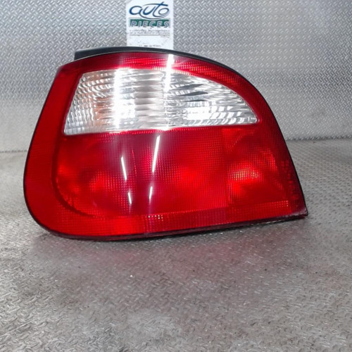 Feu arrière gauche Renault MEGANE I 1.4 16v (1999-2003)