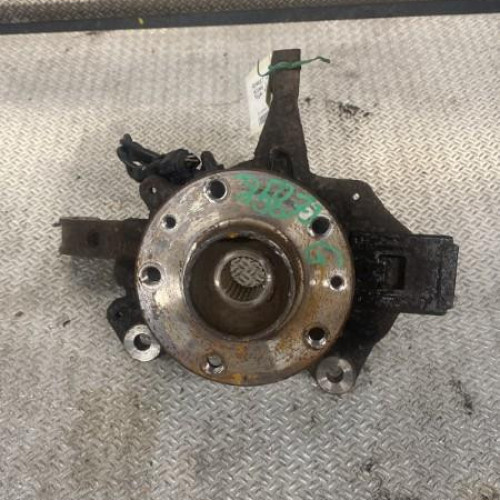 Moyeu avg Renault MEGANE III 3-5 portes 1.5 dci (2009)