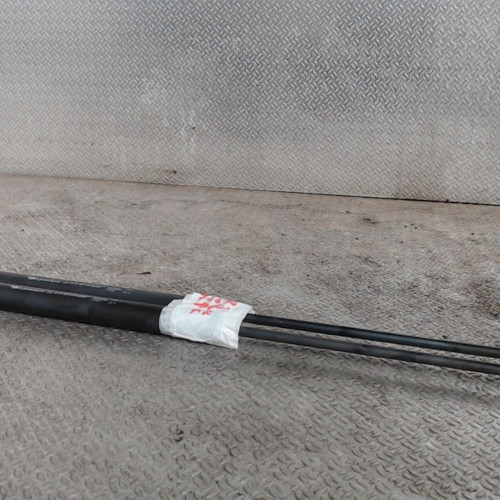 Verin gauche hayon RENAULT CAPTUR 1  0