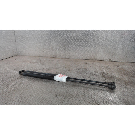 Verin gauche hayon RENAULT CAPTUR 1  0