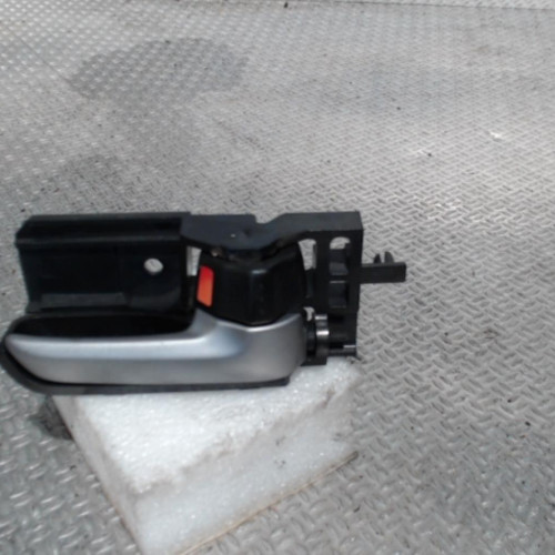 Poignee int porte avd Opel AGILA 1.0 (2008-2011)