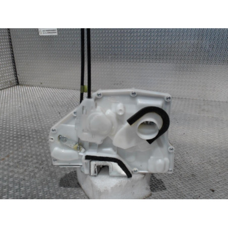 Serrure porte avd Opel AGILA 1.0 (2008-2011)