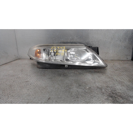 Phare droit Renault LAGUNA II 2.2 dci (2001-2006)