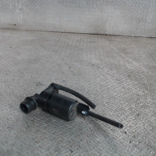 Pompe lave-glace avant Dacia SANDERO II 1.5 dci 75 - blue dci 75 (2012)