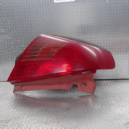 Feu arrière gauche Suzuki SWIFT III 1.3 ddis (2005)