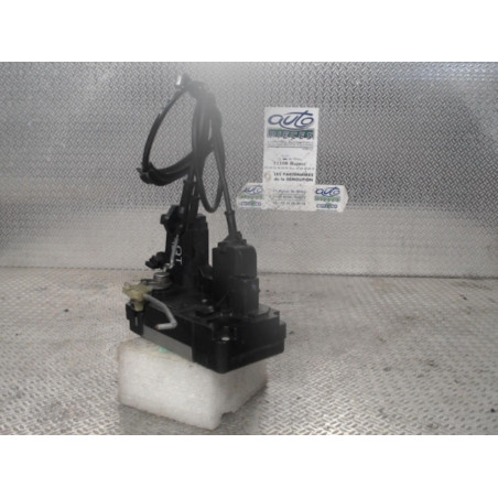 Serrure porte arg Opel VECTRA C GTS 1.9 cdti (2004-2009)