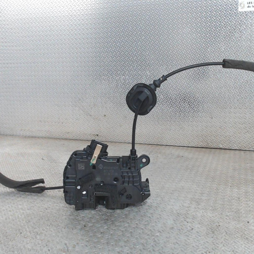 Serrure porte arg RENAULT CAPTUR 1  0
