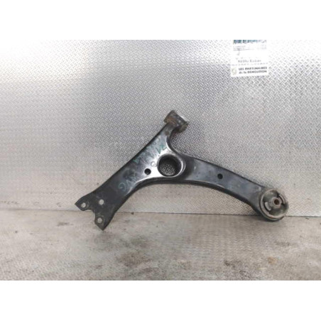 Triangle inf avg TOYOTA COROLLA VERSO 2  COROLLA VERSO 2 PHASE 2