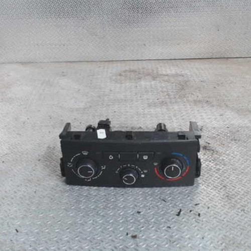 Commande de chauffage PEUGEOT 207  0