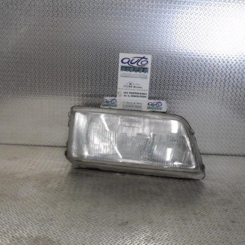 Phare droit Peugeot BOXER Camionnette 2.5 tdi (1997-2002)