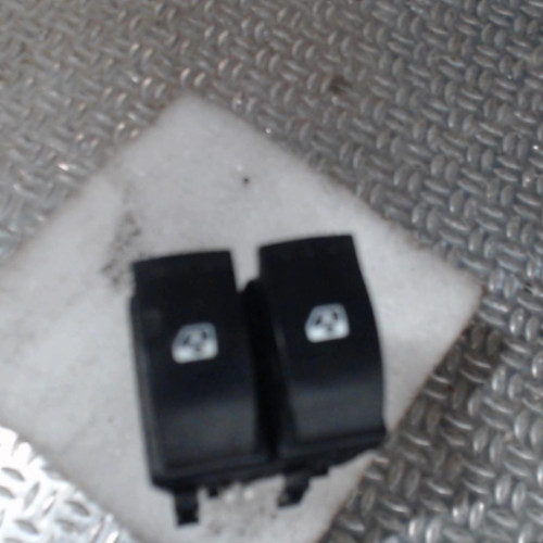 Commande lève-glace porte avant gauche Renault ESPACE IV 2.2 dci (2002-2006)