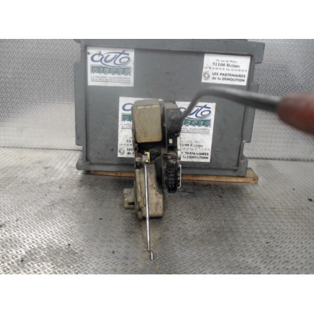 Serrure porte avd FORD TRANSIT 3  TRANSIT 3