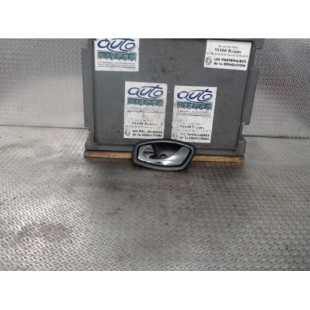 Poignee int porte avg Renault MEGANE III 3-5 portes 1.6 dci (2011-2015) 5 portes