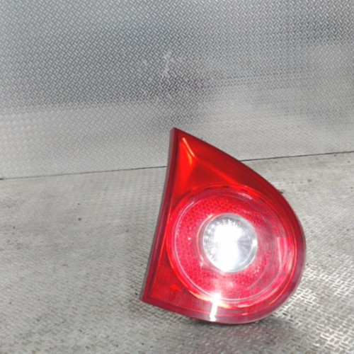 Feu arrière interieur gauche Vw GOLF V 1.9 tdi (2003-2008) 5 portes