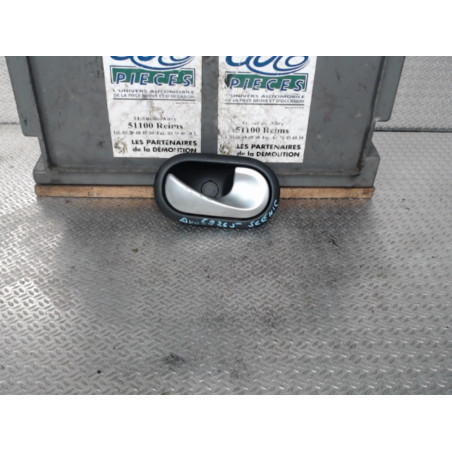 Poignee int porte avg Renault SCÉNIC II 1.5 dci (2005-2008) 5 portes