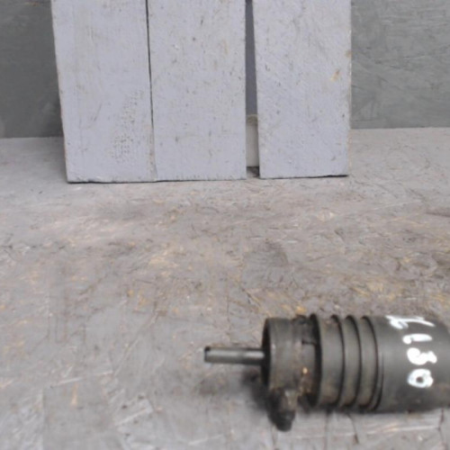 Pompe lave-glace avant Vw PASSAT B6 Variant 2.0 tdi 4motion (2005-2009)