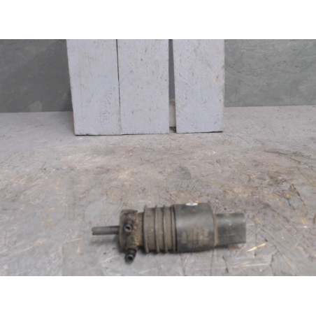 Pompe lave-glace avant Vw PASSAT B6 Variant 2.0 tdi 4motion (2005-2009)