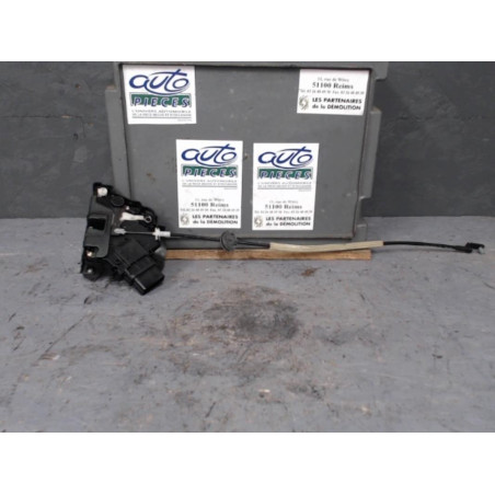 Serrure porte arg Ford FOCUS C-MAX 2.0 tdci (2003-2007)