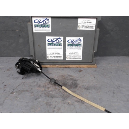 Serrure porte arg Ford FOCUS C-MAX 2.0 tdci (2003-2007)