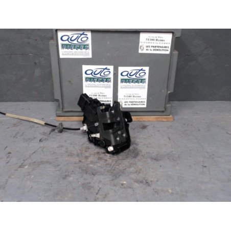 Serrure porte arg Ford FOCUS C-MAX 2.0 tdci (2003-2007)