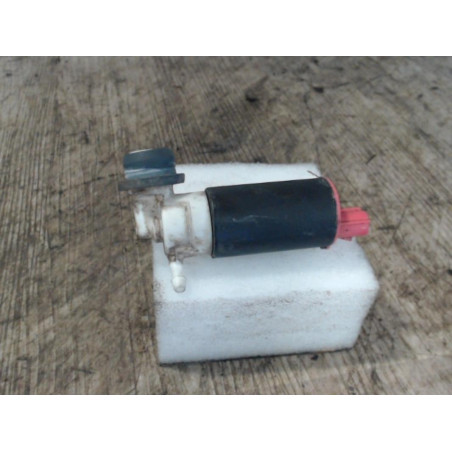 Pompe lave-glace avant TOYOTA COROLLA 10  0
