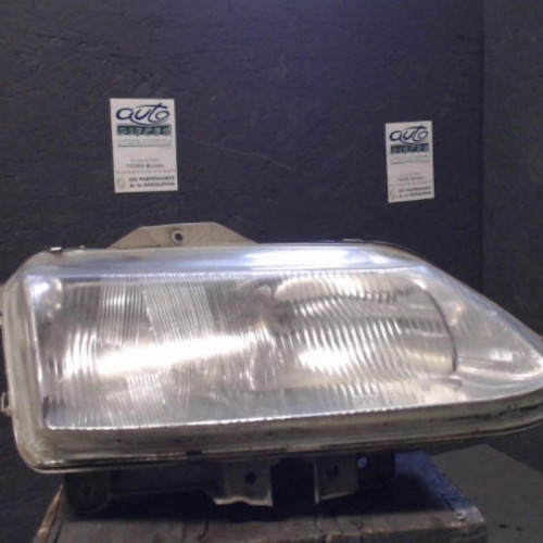 Phare droit Renault ESPACE III 2.2 12v td (1996-2000)
