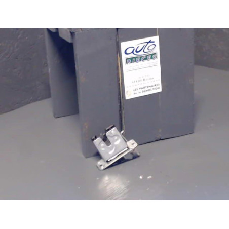 Poignee ext hayon Opel CORSA C 1.3 cdti (2003-2009)