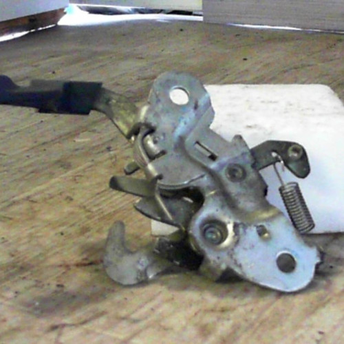 Serrure capot Peugeot 207 - 207 1.6 hdi (2006-2013) 5 portes