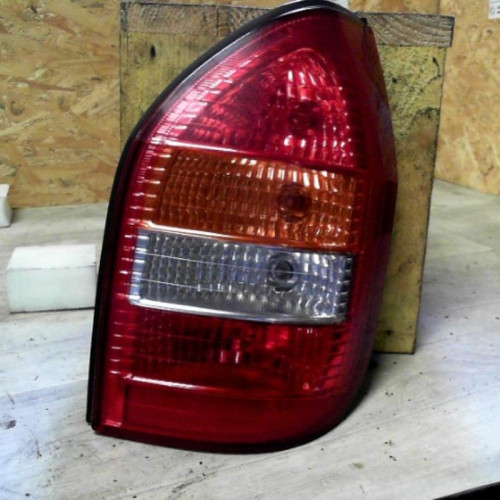 Feu arrière droit Opel ZAFIRA A Monospace 1.6 16v (1999-2005)