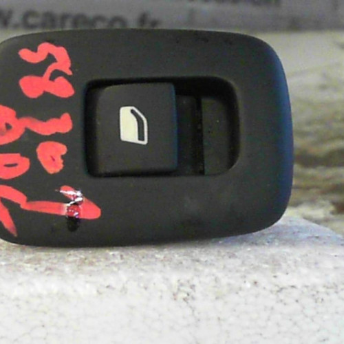 Commande leve-glace porte arrière gauche Citroën C3 PICASSO 1.6 hdi (2009)