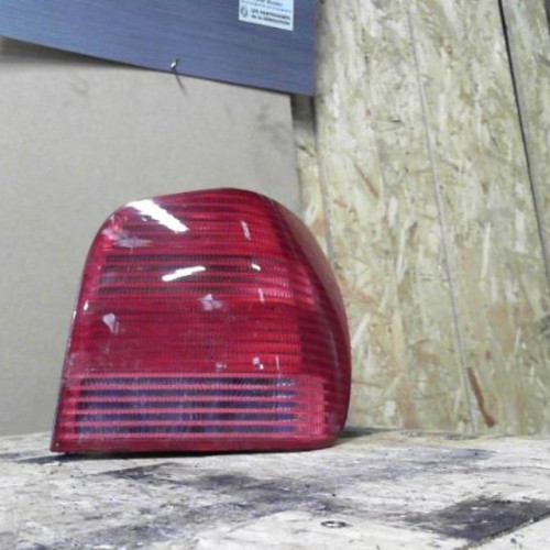 Feu arrière droit Vw POLO 1.4 16v (1999-2001)
