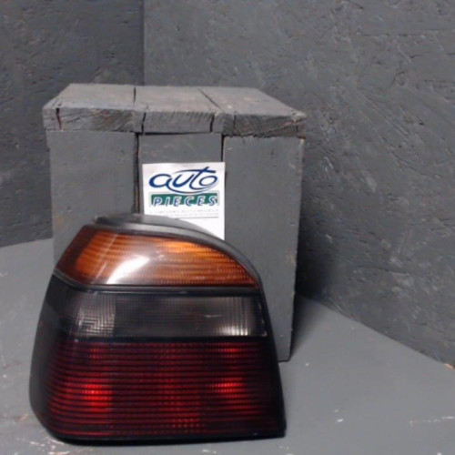 Feu arrière gauche Vw GOLF III 1.6 (1992-1997)