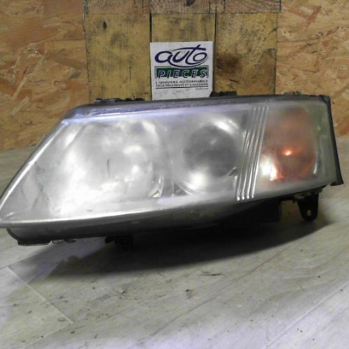 Phare gauche Saab 9-3 1.9 tid (2004-2015)