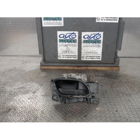 Poignee int porte avd Citroën BERLINGO Camionnette-Monospace 1.6 hdi 90 16v (2008) 3 portes