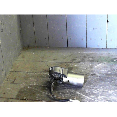 Moteur essuie-glace ar gauche Renault CLIO I 1.9 d (1991-1998)
