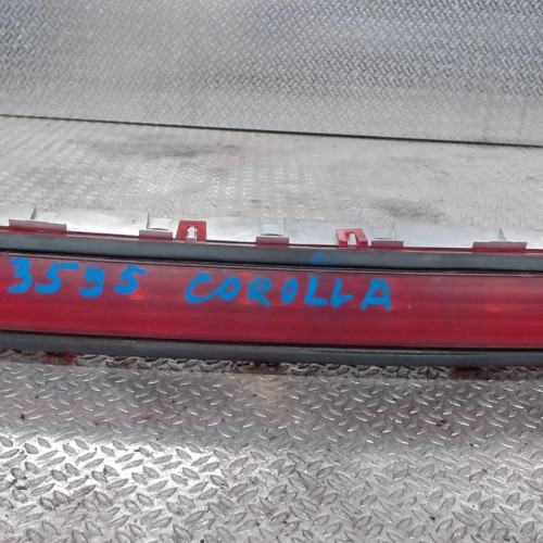Feux stop supplementaire Toyota COROLLA Verso 2.2 d-4d (2005-2009) 5 portes
