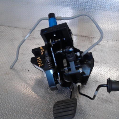 Pedale embrayage NISSAN NV300  0