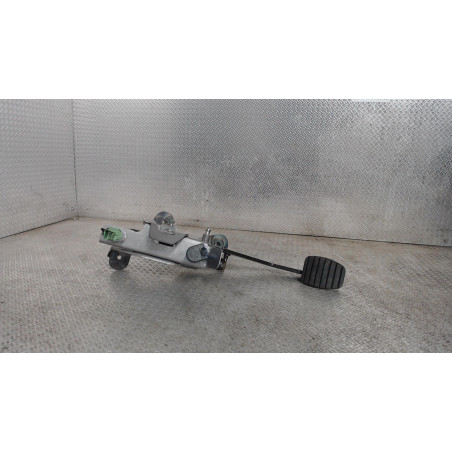 Pedale embrayage RENAULT CAPTUR 1  0