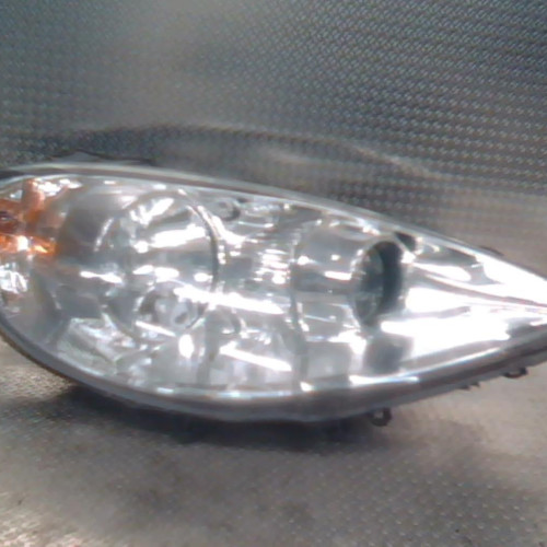 Phare droit Peugeot 807 2.0 hdi (2009) 5 portes