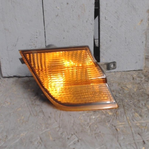 Clignotant droit Nissan MICRA III 1.4 16v (2003-2010)