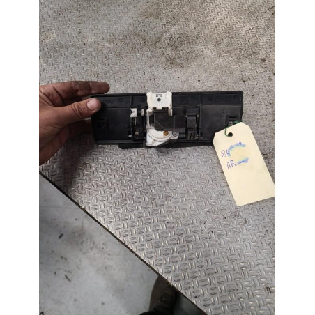 Poignee ext hayon Peugeot 206 3-5 portes 1.4 i (1998-2012) 3 portes
