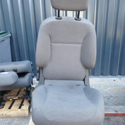 Siège avant droit Peugeot PARTNER Camionnette-Monospace 1.6 hdi 16v (2008)