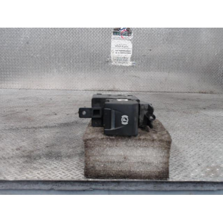Interrupteur commande de frein a main Renault LAGUNA III 1.5 dci (2007-2015) 5 portes