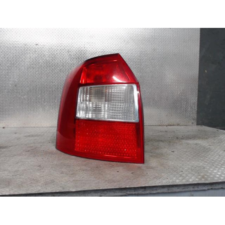 Feu arrière gauche Audi A4 B6 Avant 2.5 tdi (2002-2004)