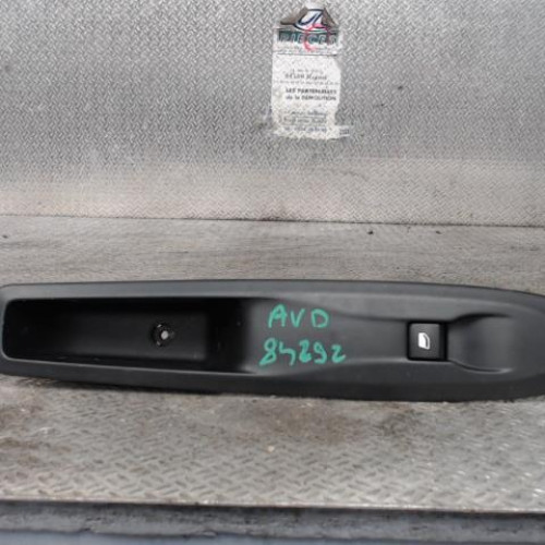 Commande lève-glace porte avant droite DS DS3  DS3 PHASE 3