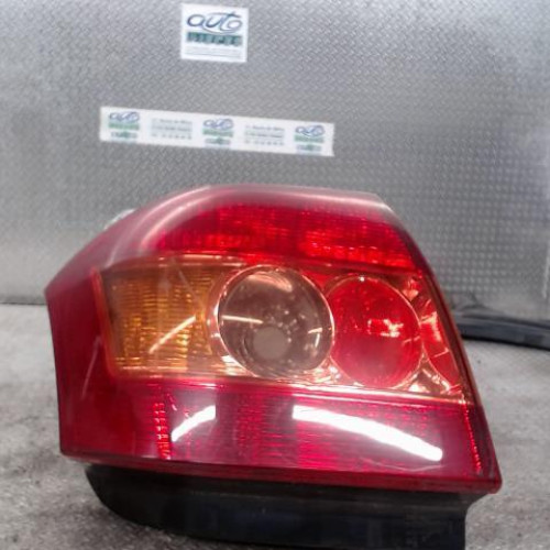 Feu arrière gauche Toyota COROLLA A trois volumes 1.6 vvt-i (2001-2008)
