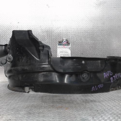Passage roue avg Suzuki ALTO VII 1.0 (2009)