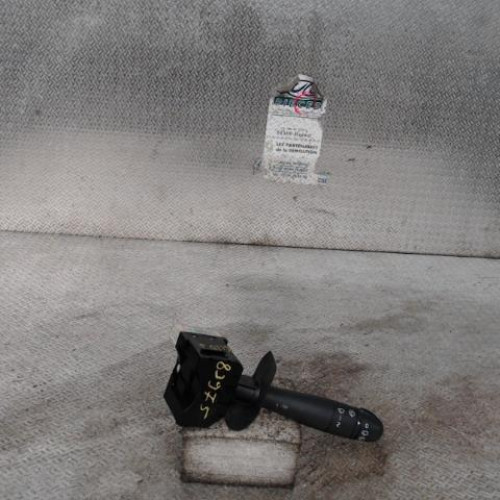 Commande essuie glace Renault CLIO II 1.5 dci (2001-2009) 3 portes