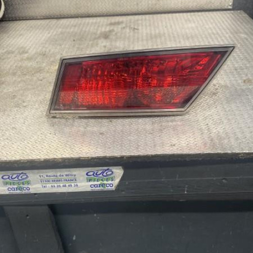 Feu arrière intérieur droit Honda CIVIC VIII Hatchback 2.2 ctdi (2005) 5 portes